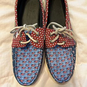 Vineyard Vine Sperrys